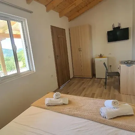 Гостевой дом Sofia Gllava -