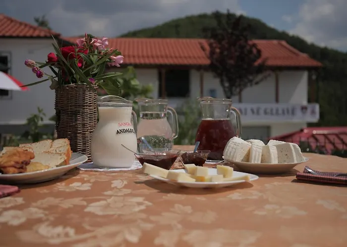 Sofia Gllava - Vendégház Memaliaj