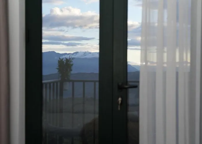 Sofia Gllava - Konukevi 4*