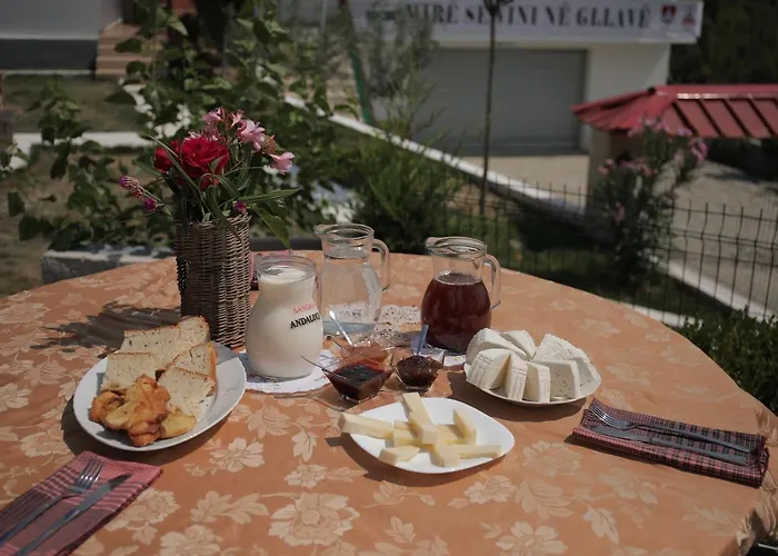 Casa de hóspedes Sofia Gllava -