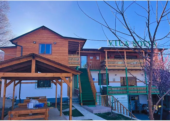 Casa de hóspedes Sofia Gllava -