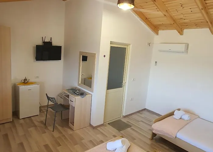 Gasthof Sofia Gllava - 4*